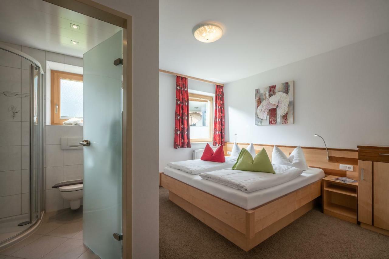 Ferienwohnung Taschler Ramsau im Zillertal Rum bild